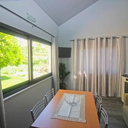 Casa Laranjeiras By Geres Casas Tatil Evi